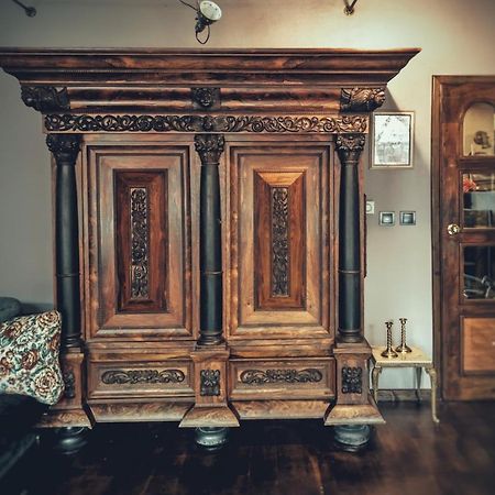 Тhe Bohemian Lodge-Entire House With Sauna เวลีคอเทอร์โนโว ภายนอก รูปภาพ
