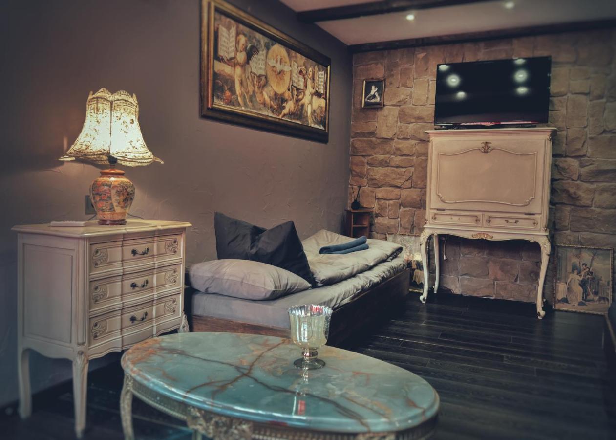 Тhe Bohemian Lodge-Entire House With Sauna เวลีคอเทอร์โนโว ภายนอก รูปภาพ