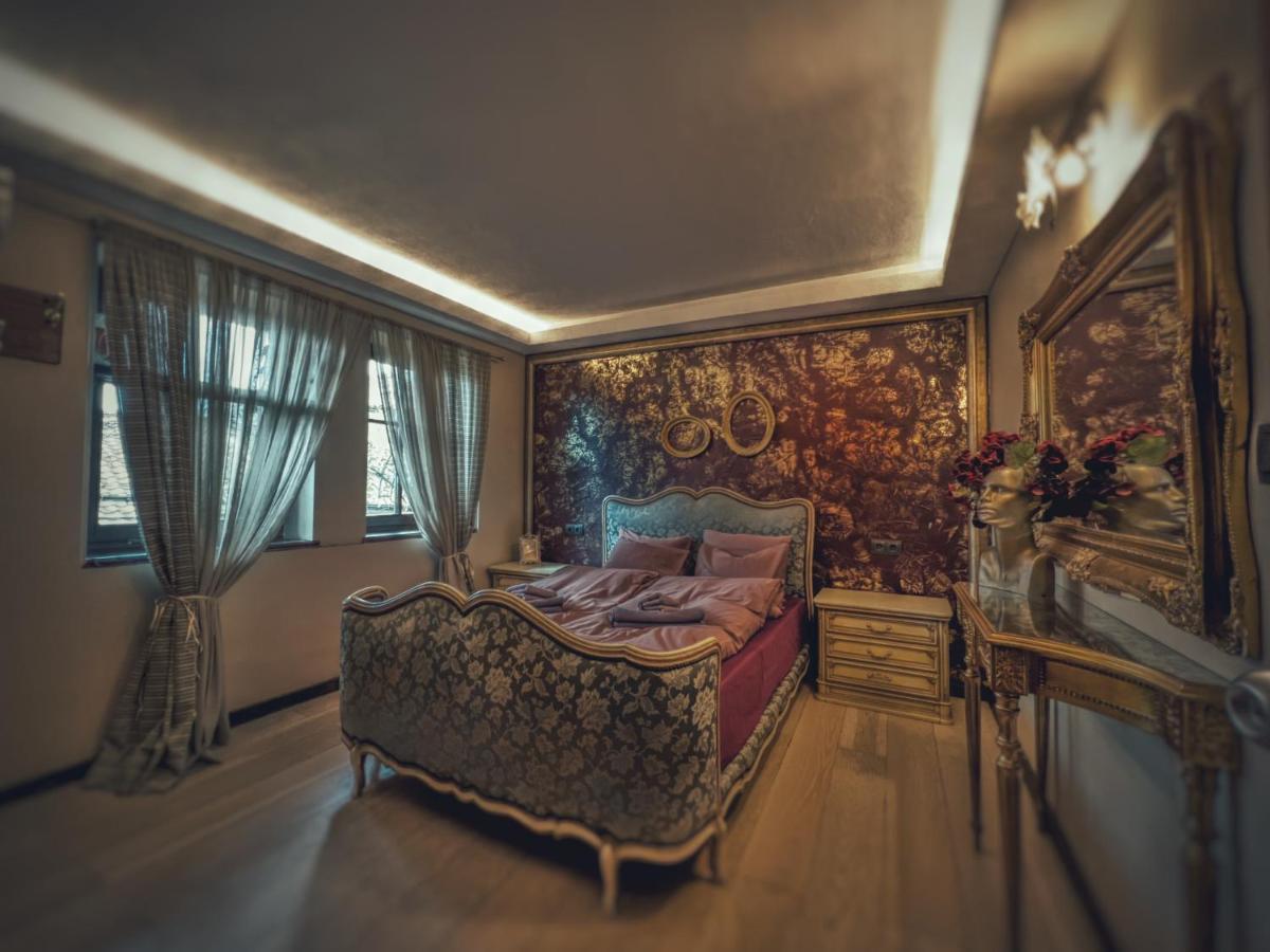 Тhe Bohemian Lodge-Entire House With Sauna เวลีคอเทอร์โนโว ภายนอก รูปภาพ