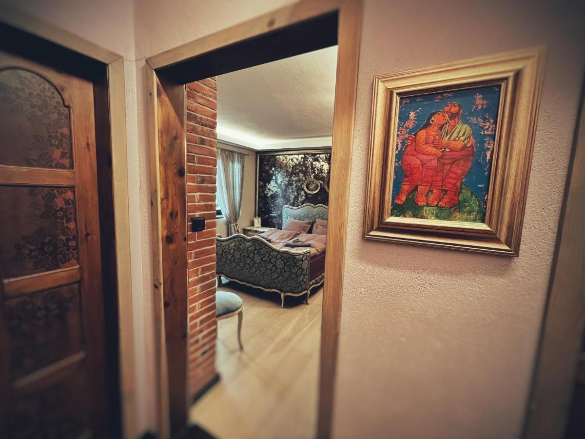 Тhe Bohemian Lodge-Entire House With Sauna เวลีคอเทอร์โนโว ภายนอก รูปภาพ