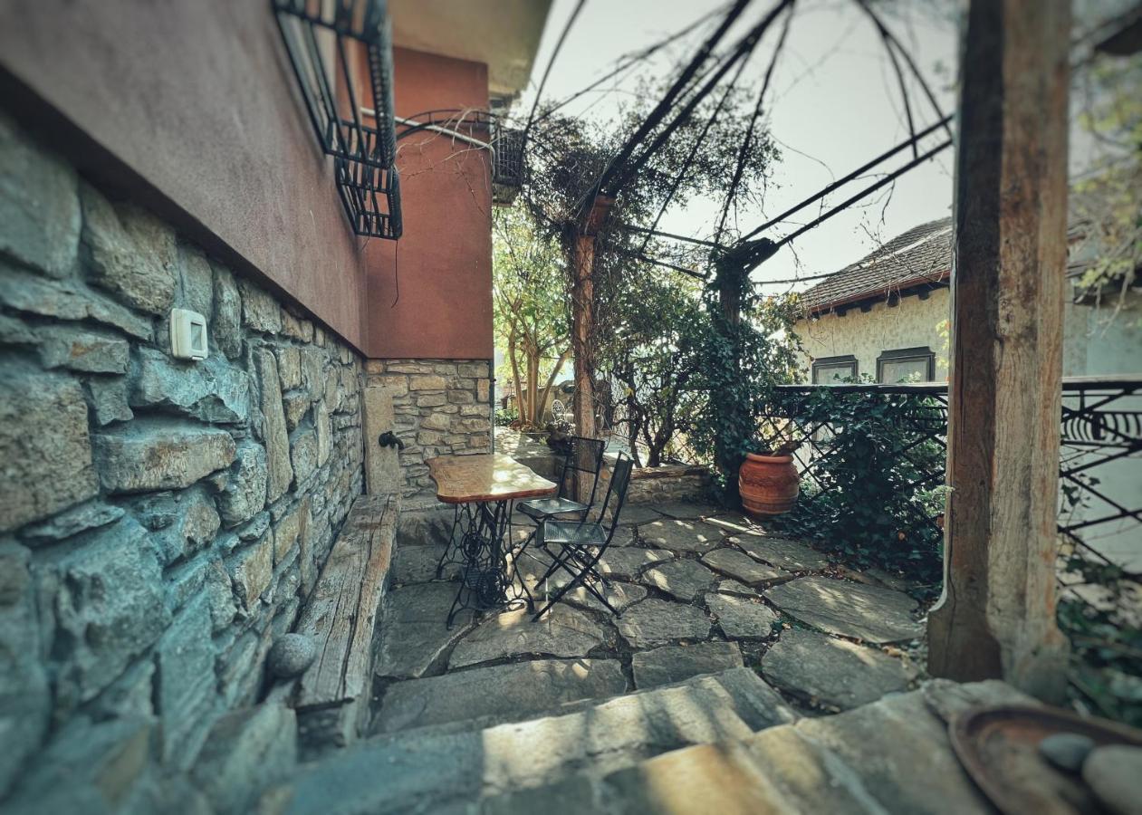 Тhe Bohemian Lodge-Entire House With Sauna เวลีคอเทอร์โนโว ภายนอก รูปภาพ
